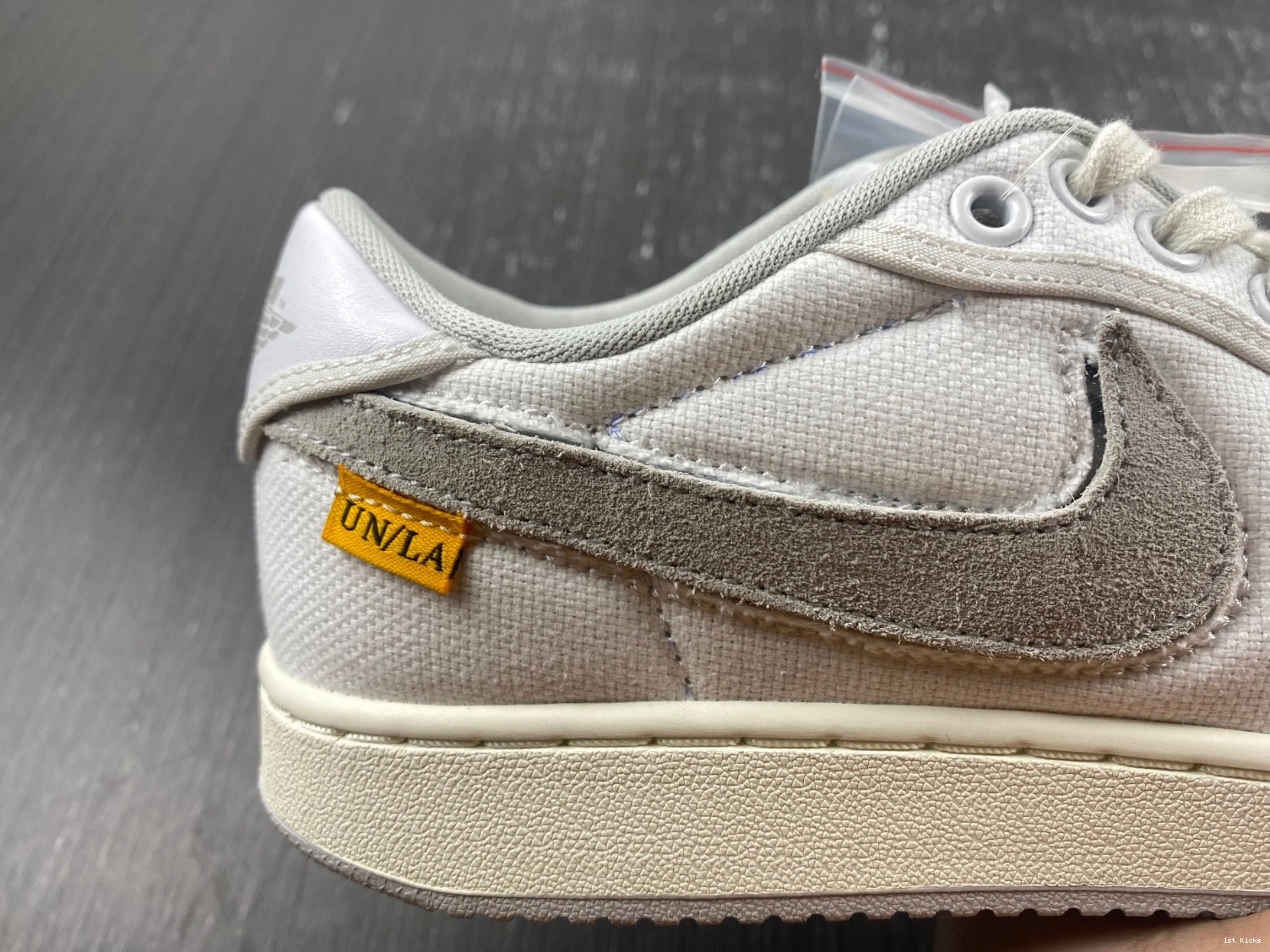 DO8912-101 Jordan Low SP AJKO  1 Retro White Canvas Union 1022
